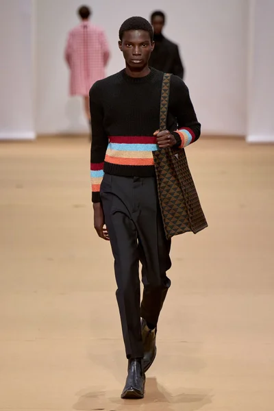 Look 22